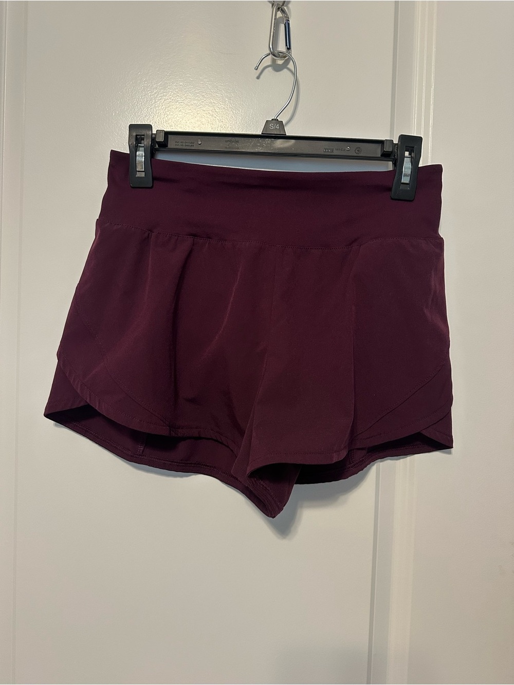 Women’s Avia Wine / Plum Athletic Shorts size XS 0-2